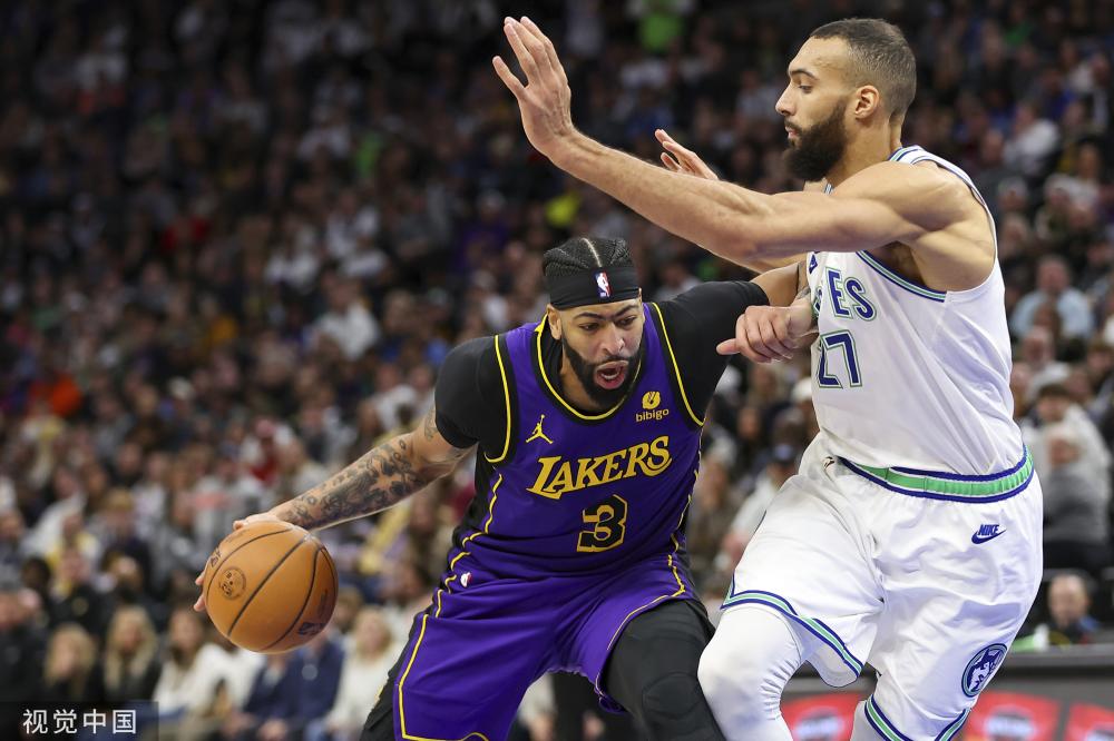 出了很高的 出了很高的