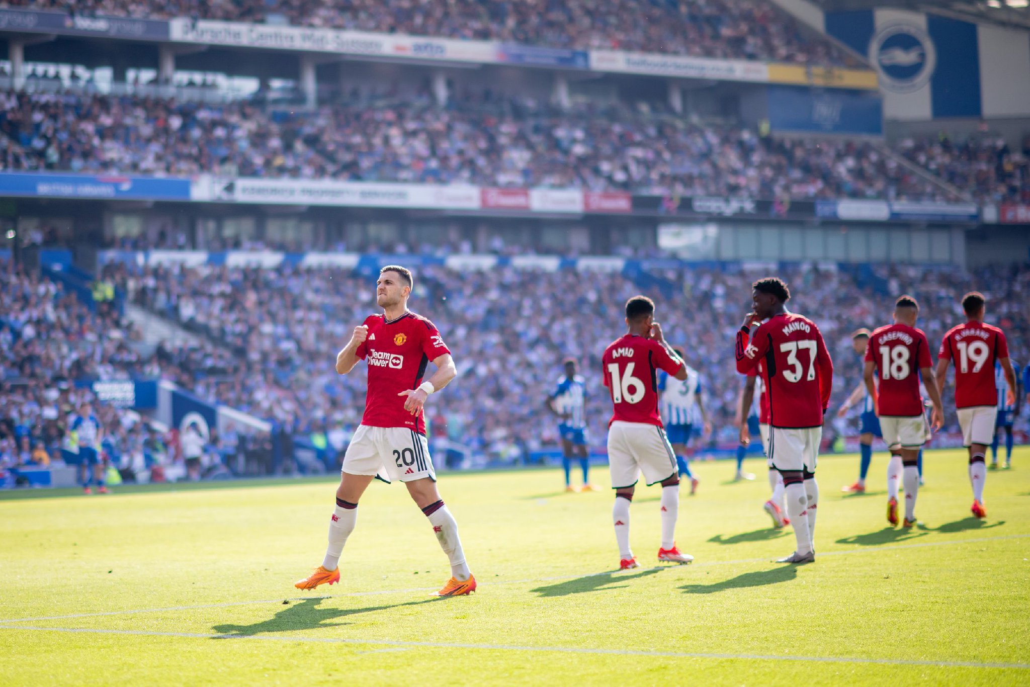 烈的竞争和 烈的竞争和