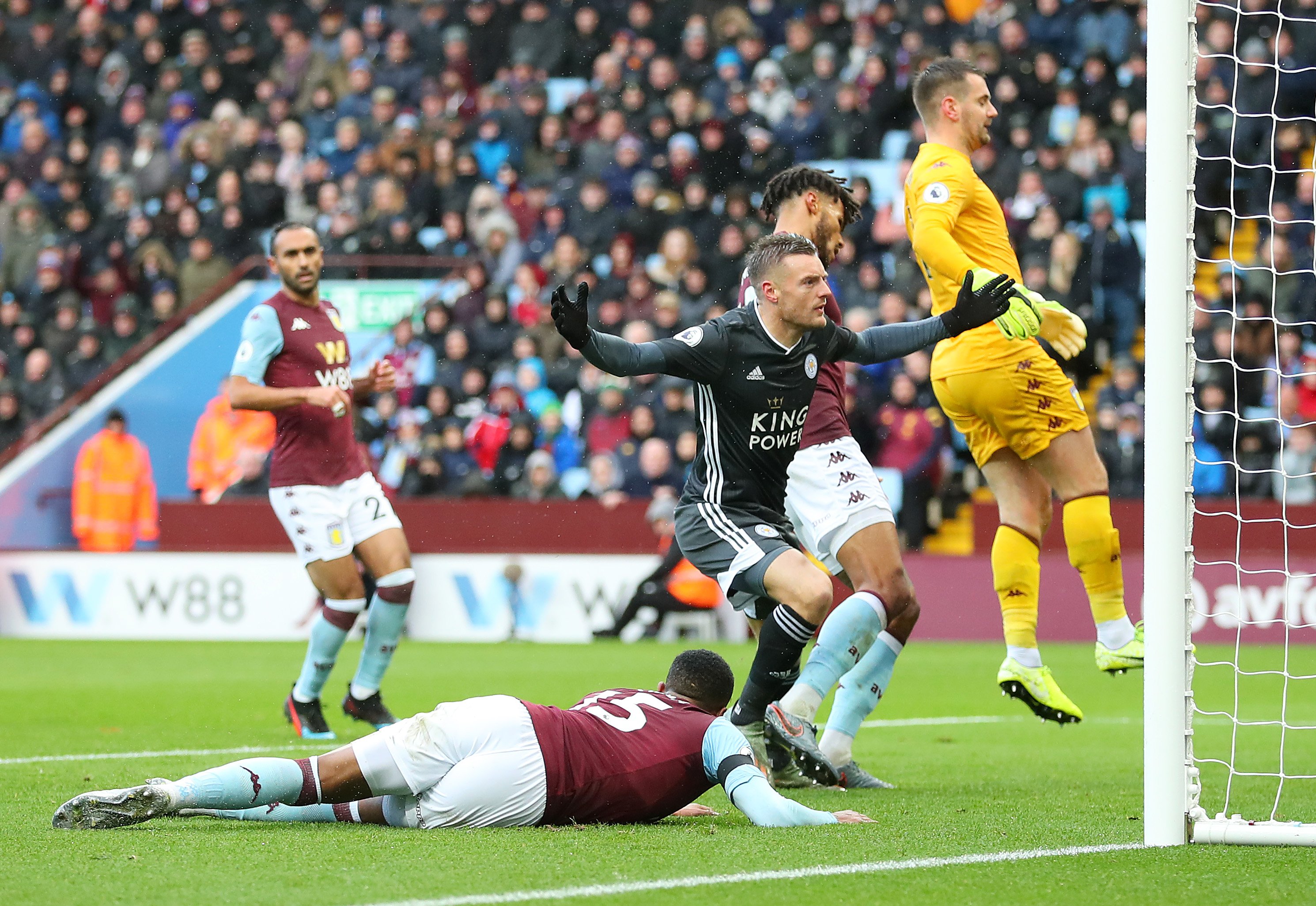 球隊擊敗曼 球隊擊敗曼